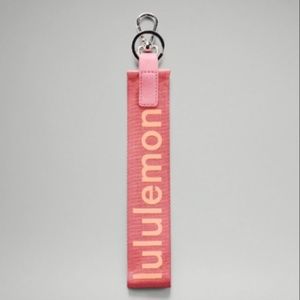 Lululemon Never Lost Keychain Brier Rose/Orange Frappe